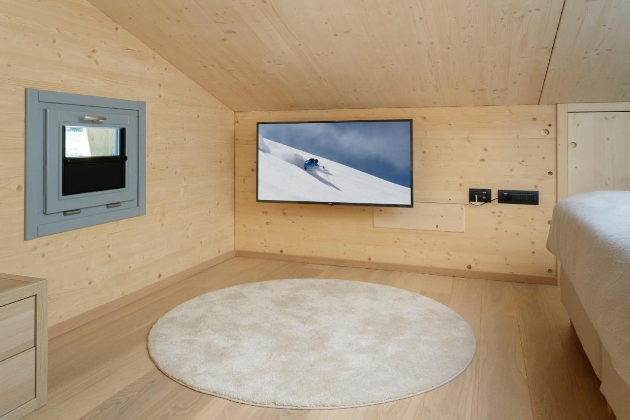 Hellochalet - Chalet Northern Lights - Family Ski Chalet With Garden Walking Distance Lift Valtournenche Exterior foto